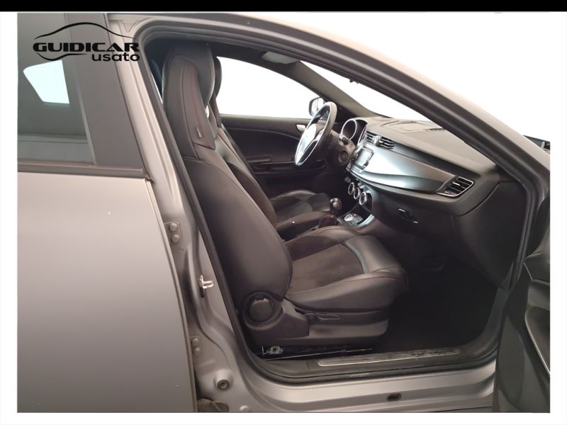 GuidiCar - ALFA ROMEO Giulietta 2016 Giulietta 1.6 jtdm Super 120cv tct Usato